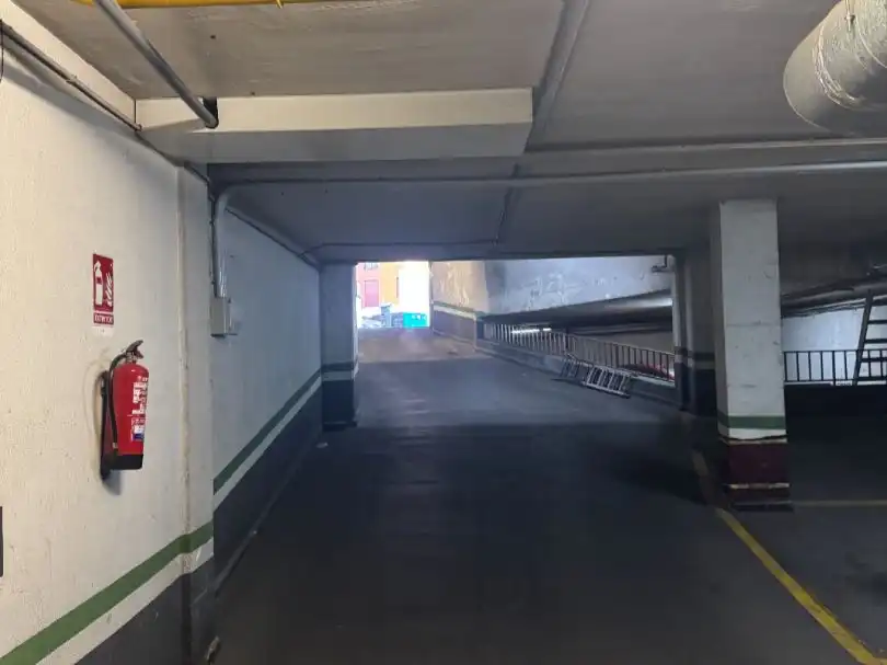 Garatge de lloguer a Paseo de Santa María de la Cabeza, 53, Palos de Moguer