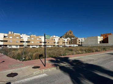 Residential land for sale in Calle Mandarín 8