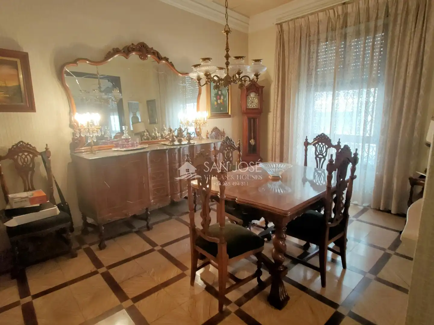 Piso en venta en Plaza de Toros - Avenida Chapí - Trinquete