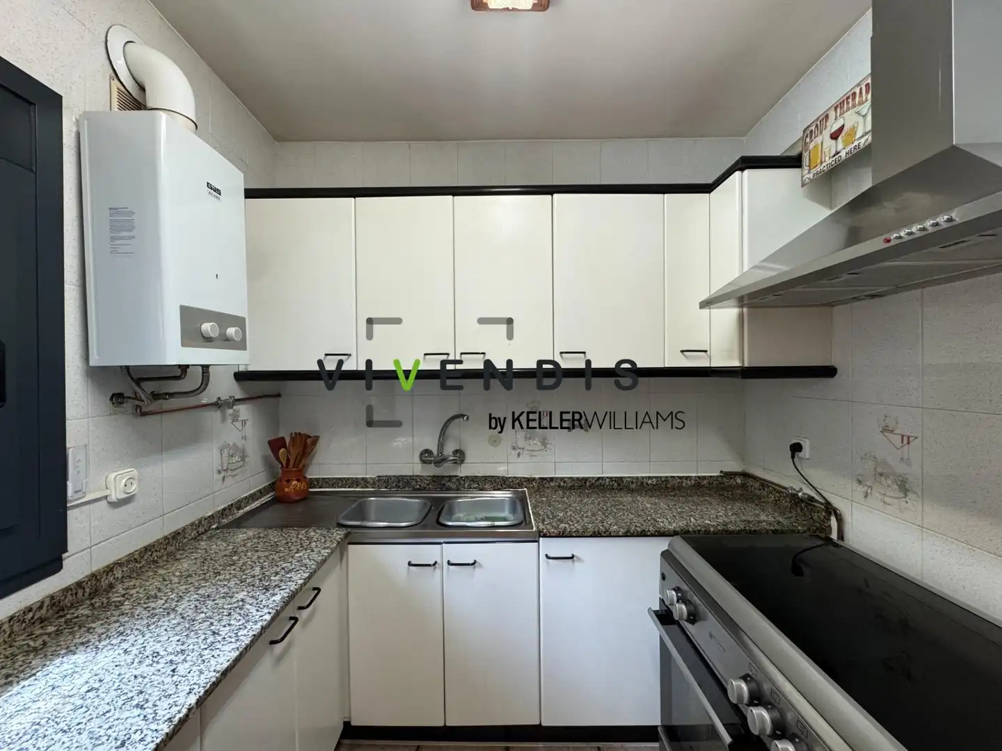 Cocina de Finca rústica en venta en Corbera de Llobregat