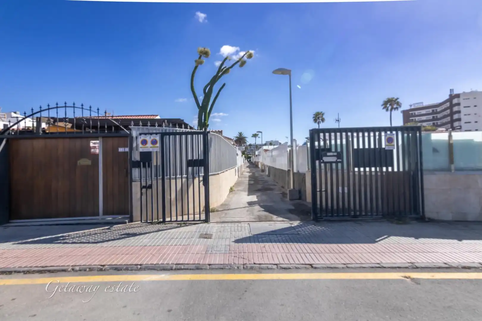 Exterior view of Apartments for rent in San Bartolomé de Tirajana  with Air Conditioner, Private garden and Furnished