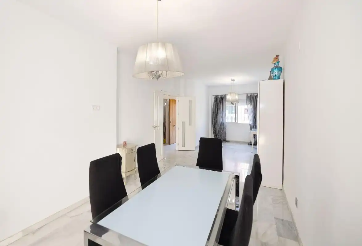 Comedor de Casa adosada en venta en Valencina de la Concepción con Aire acondicionado, Calefacción y Terraza