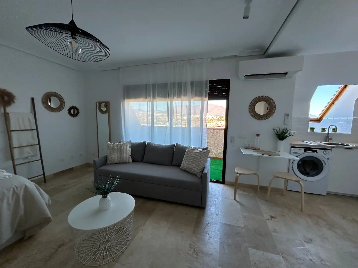 Living room of Study for sale in San Luis de Sabinillas
