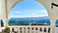 Vista exterior de Casa adosada en venda en Mijas amb Aire condicionat, Calefacció i Piscina