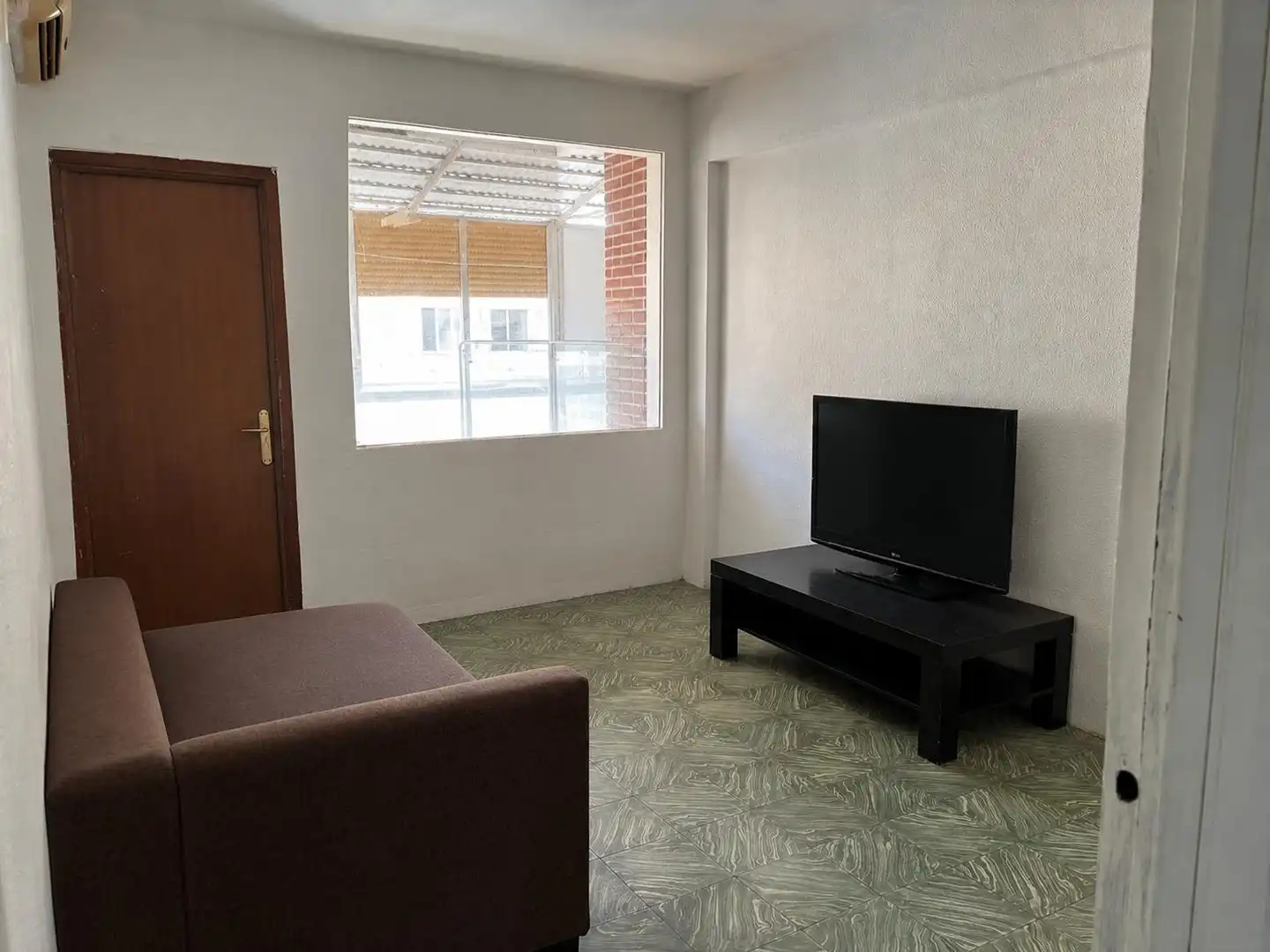 Sala d'estar de Pis en venda en Zaragoza amb Aire condicionat i Moblat