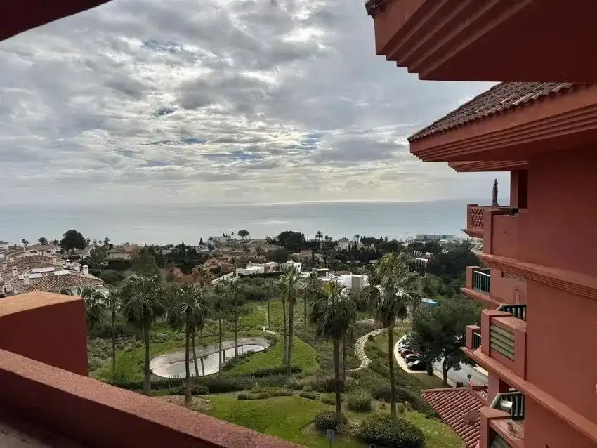 Exterior view of Attic for sale in Benalmádena  with Air Conditioner, Private garden and Terrace