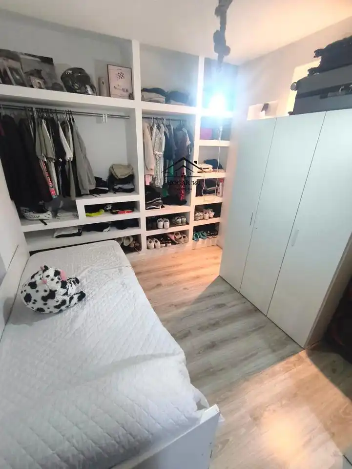 Dormitori de Casa o xalet en venda en Cáceres