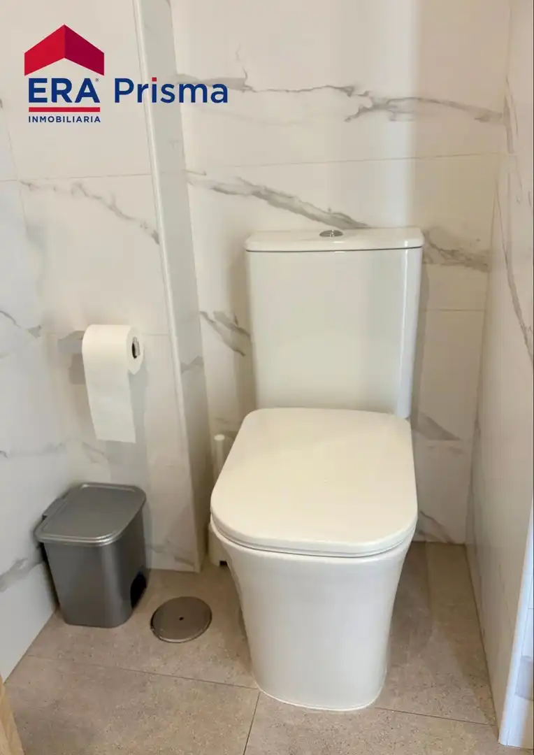 Badezimmer von Wohnungen zum Verkauf in Arona