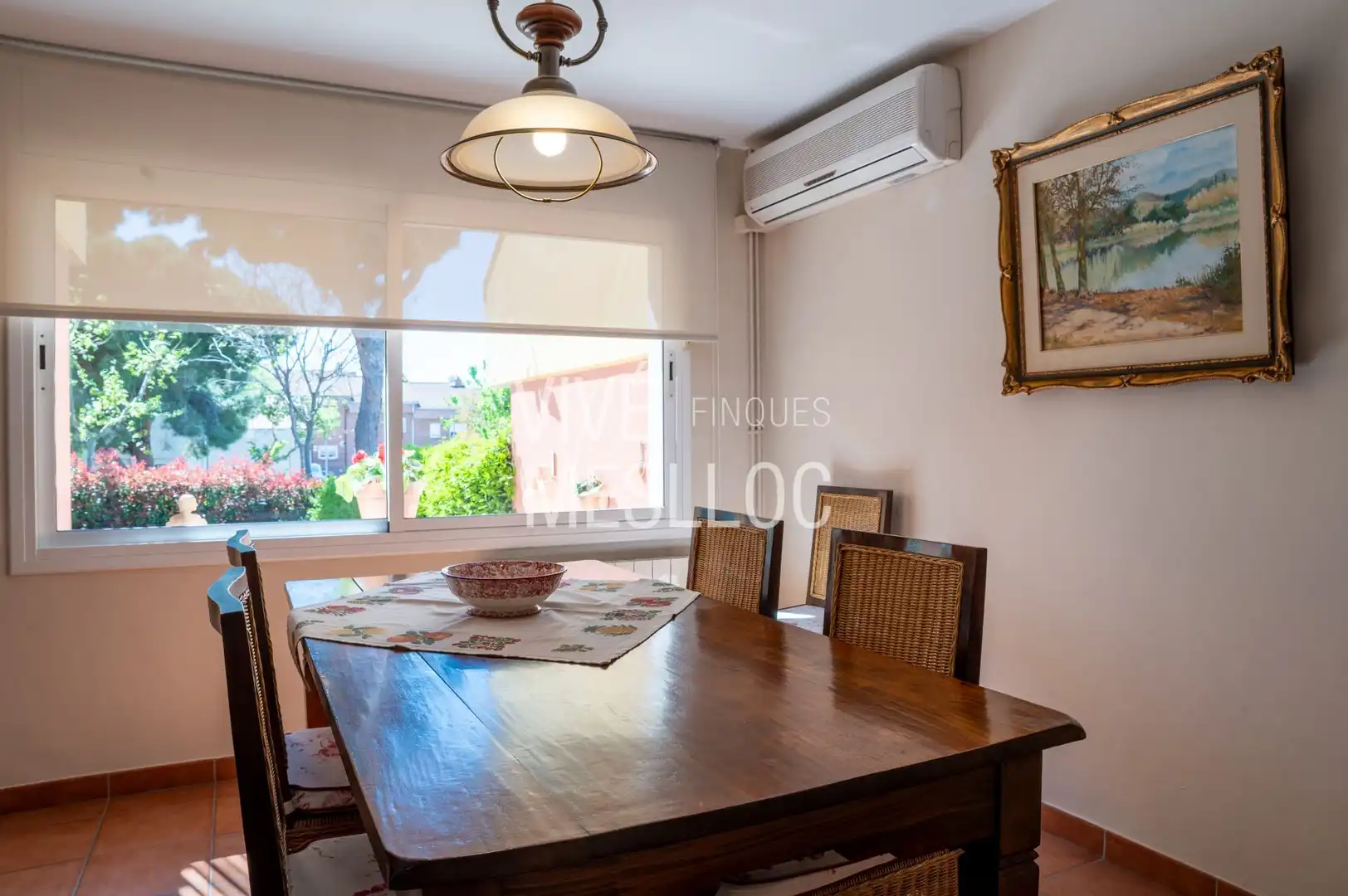 Comedor de Casa o chalet en venta en El Masnou con Aire acondicionado, Calefacción y Jardín privado