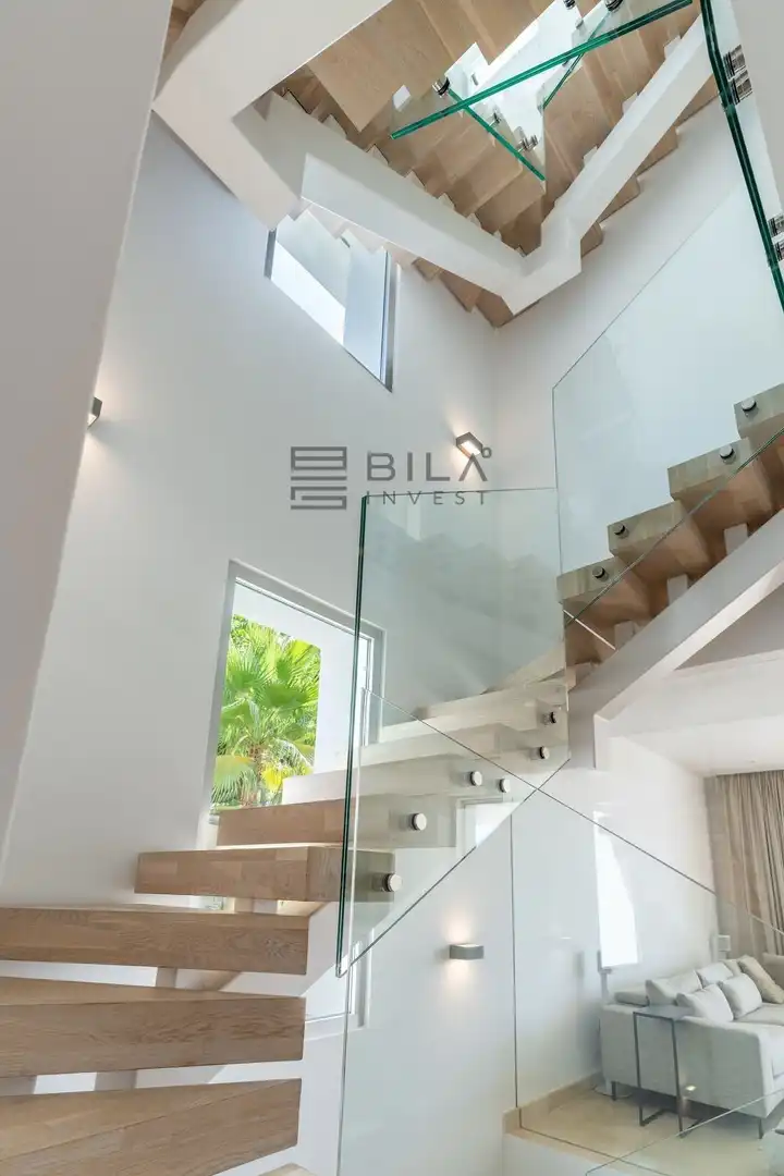 Casa adosada en venta en Las Encinas, Río Real