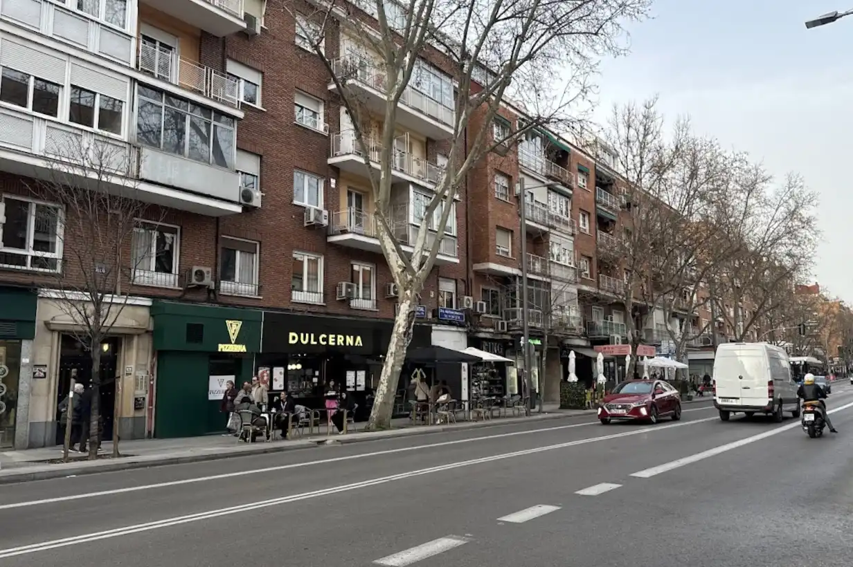 Exterior view of Flat for sale in Madrid  with Terrace and Balcony