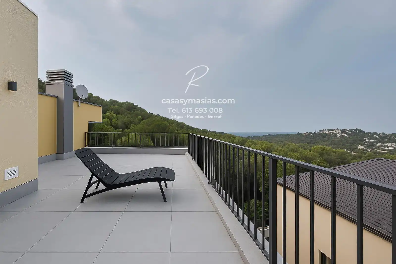 Terrassa de Casa o xalet en venda en Sant Pere de Ribes amb Aire condicionat, Calefacció i Jardí privat