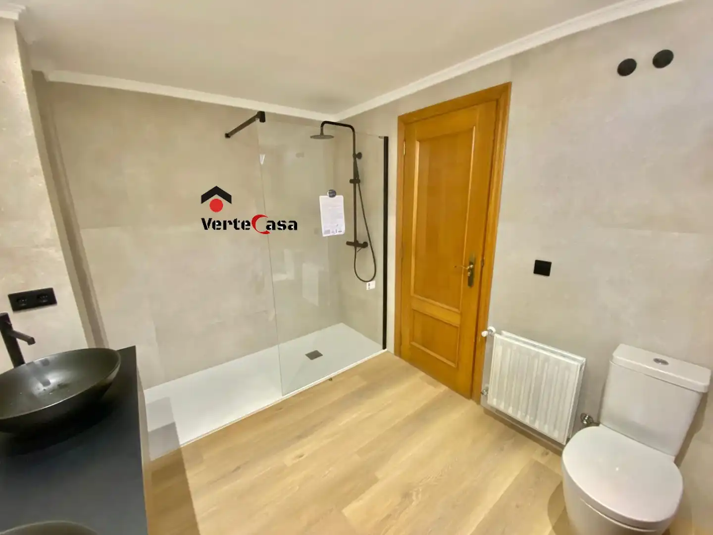 Baño de Piso de alquiler en Valencia con Aire acondicionado, Calefacción y Parquet