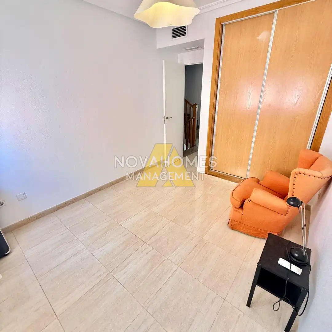 Detached house with pool for sale in Centro, imagen 12