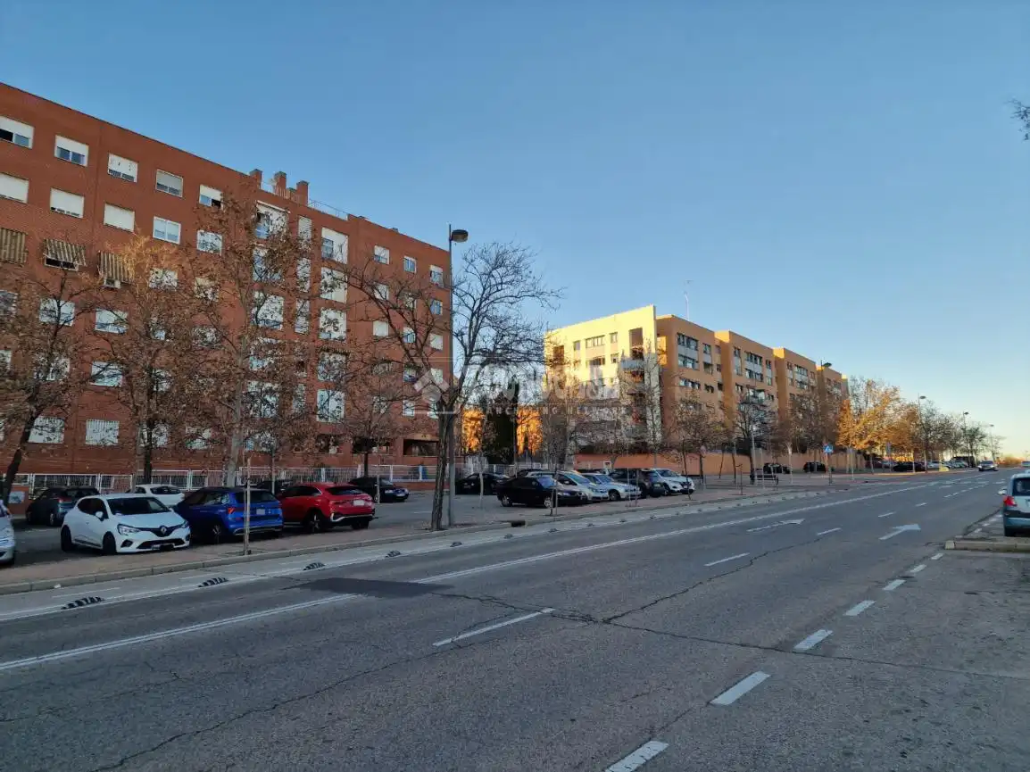 Vista exterior de Piso en venta en Alcorcón con Calefacción y Balcón
