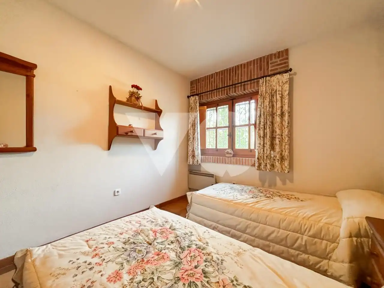 Habitación de Finca rústica en venta en Valdemorillo con Calefacción y Jardín privado