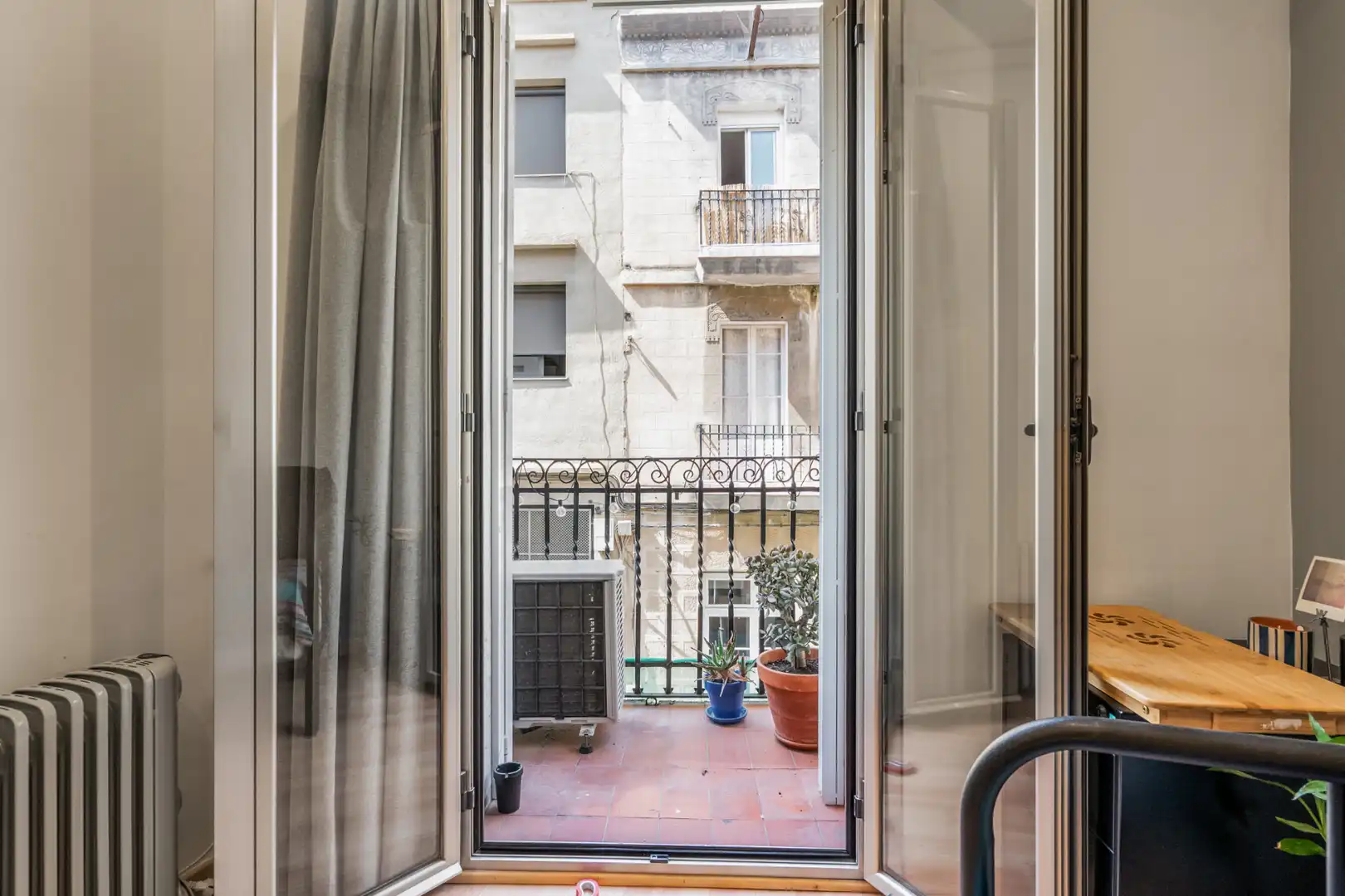 Terrasse von Wohnung zum Verkauf in Barcelona mit Klimaanlage, Heizung und Balkon
