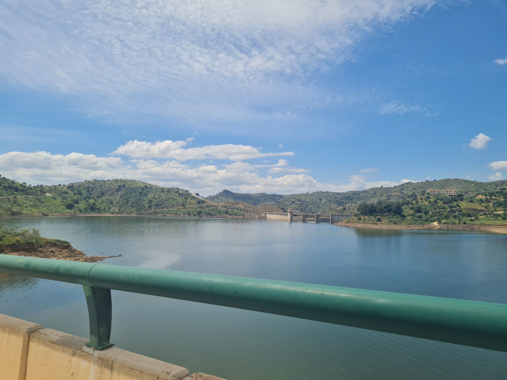 Vista exterior de Finca rústica en venda en Almogía amb Terrassa