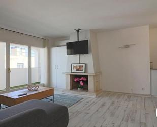 Sala d'estar de Pis en venda en Empuriabrava amb Calefacció, Terrassa i Moblat
