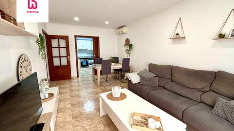 Foto 2 de Dúplex en venda a Les Roquetes, Barcelona