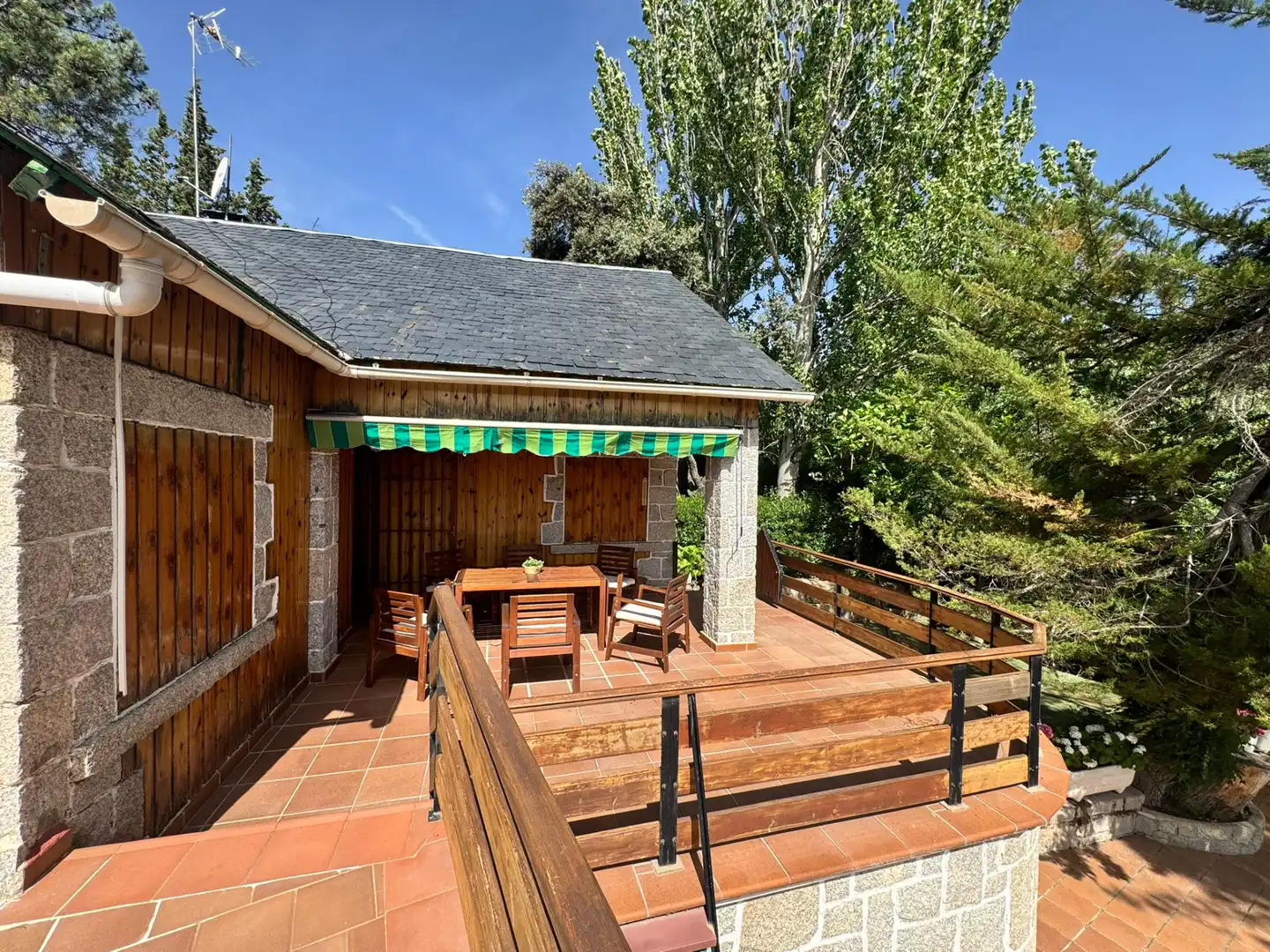Terraza de Casa o chalet en venta en Robledo de Chavela con Calefacción, Jardín privado y Terraza