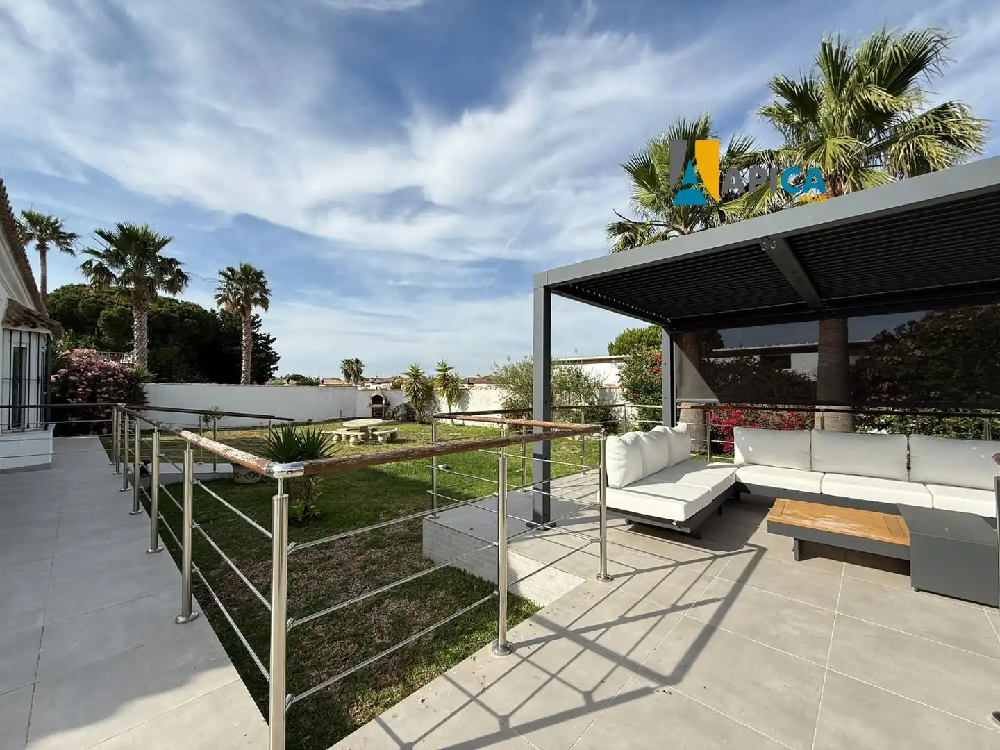 Terrace of Houses for sale in Chiclana de la Frontera  with Air Conditioner, Terrace and Storage room