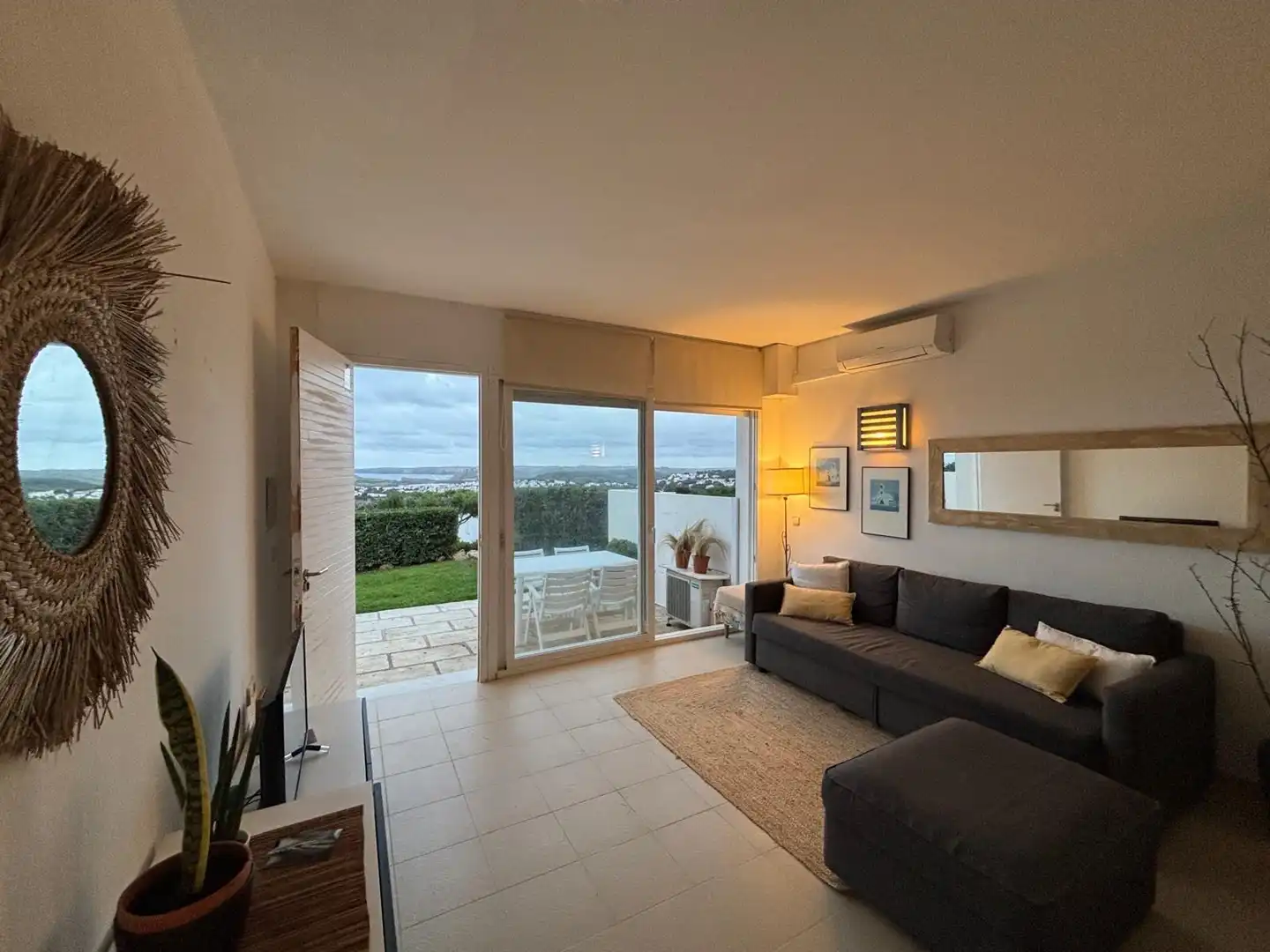 Sala d'estar de Apartament en venda en Es Mercadal amb Aire condicionat, Calefacció i Jardí privat