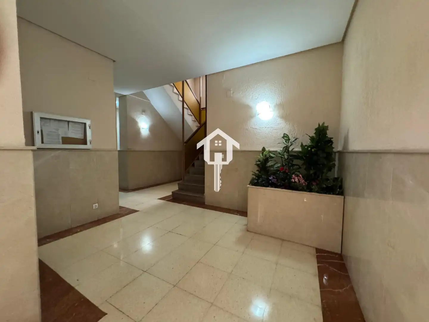 Planta baixa en venda en Alicante / Alacant amb Jardí privat, Terrassa i Moblat