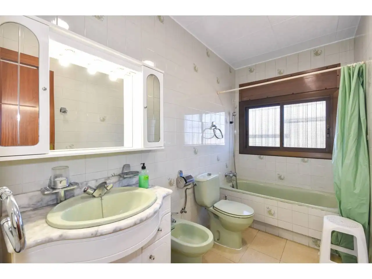 Baño de Casa o chalet en venta en Santa Perpètua de Mogoda con Aire acondicionado, Calefacción y Jardín privado