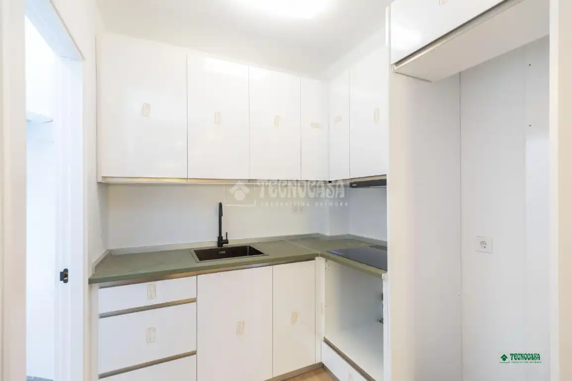 Cocina de Piso en venta en Almería
