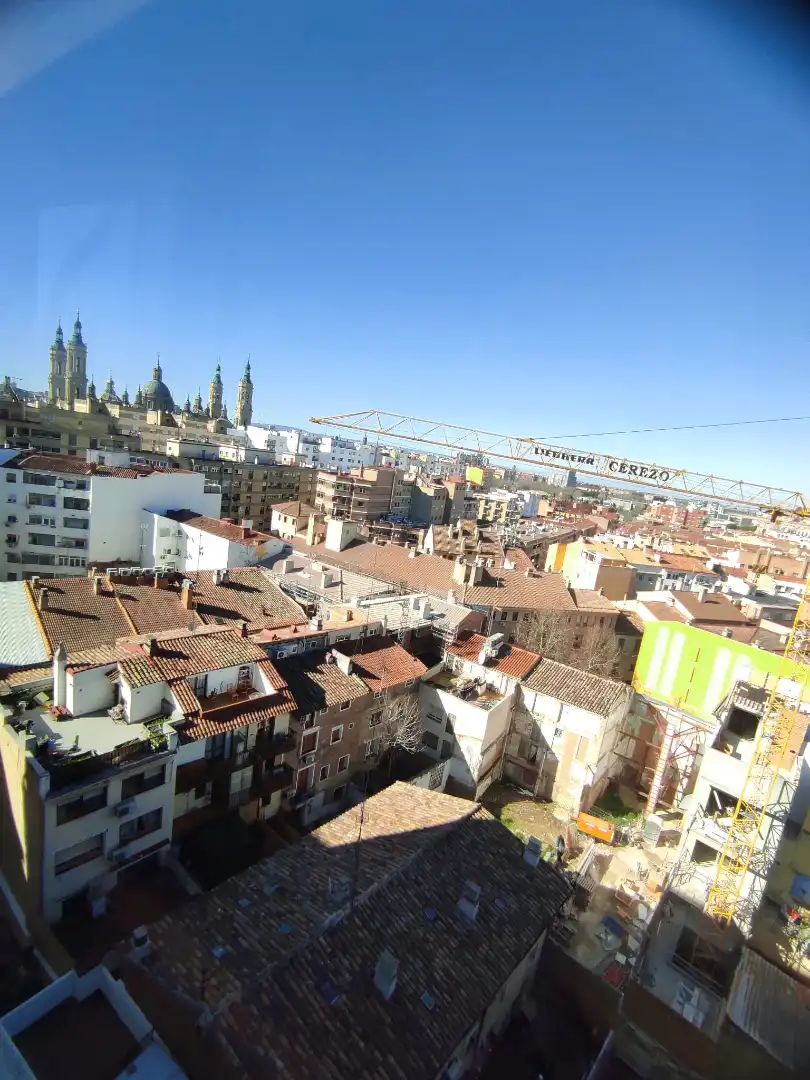 Exterior view of Flat for sale in Zaragoza  with Air Conditioner, Heating and Oven