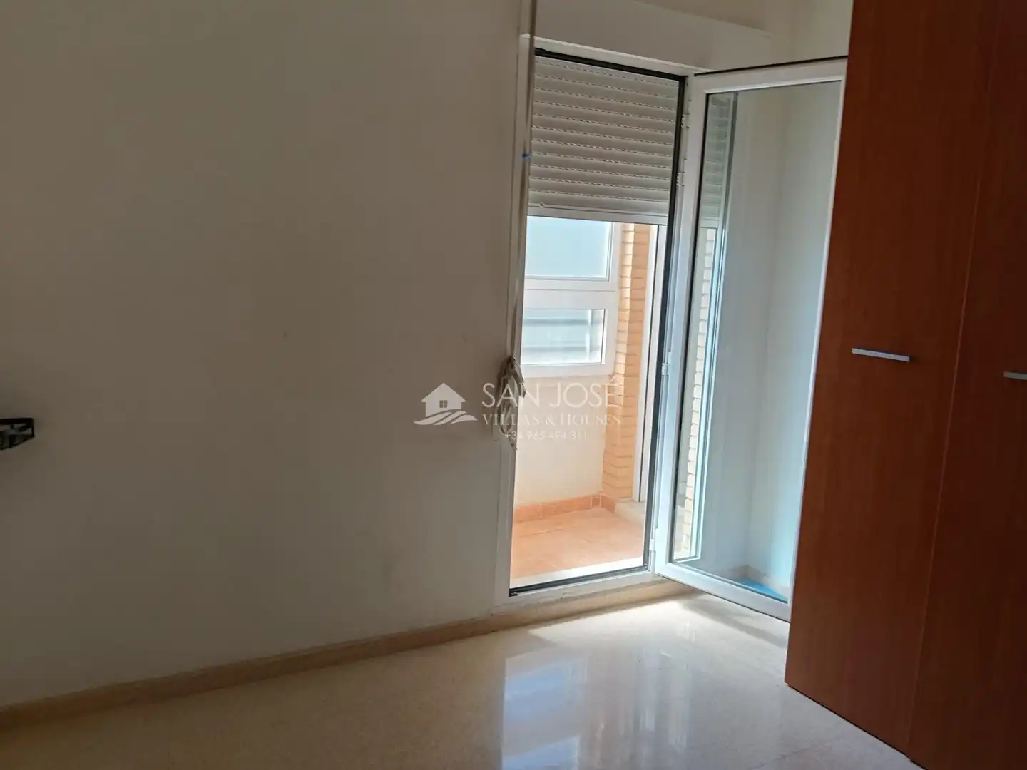 Terraza de Piso en venta en Aspe con Terraza, Trastero y Balcón