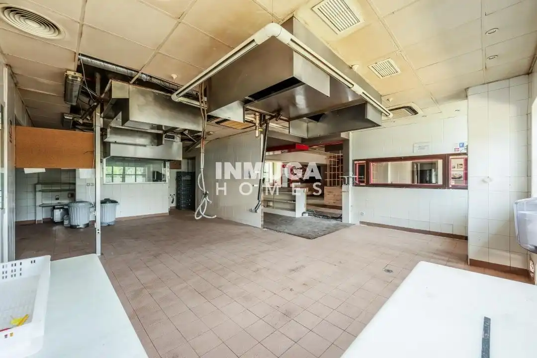 Business premises to rent in Calle del Doctor Esquerdo, imagen 18