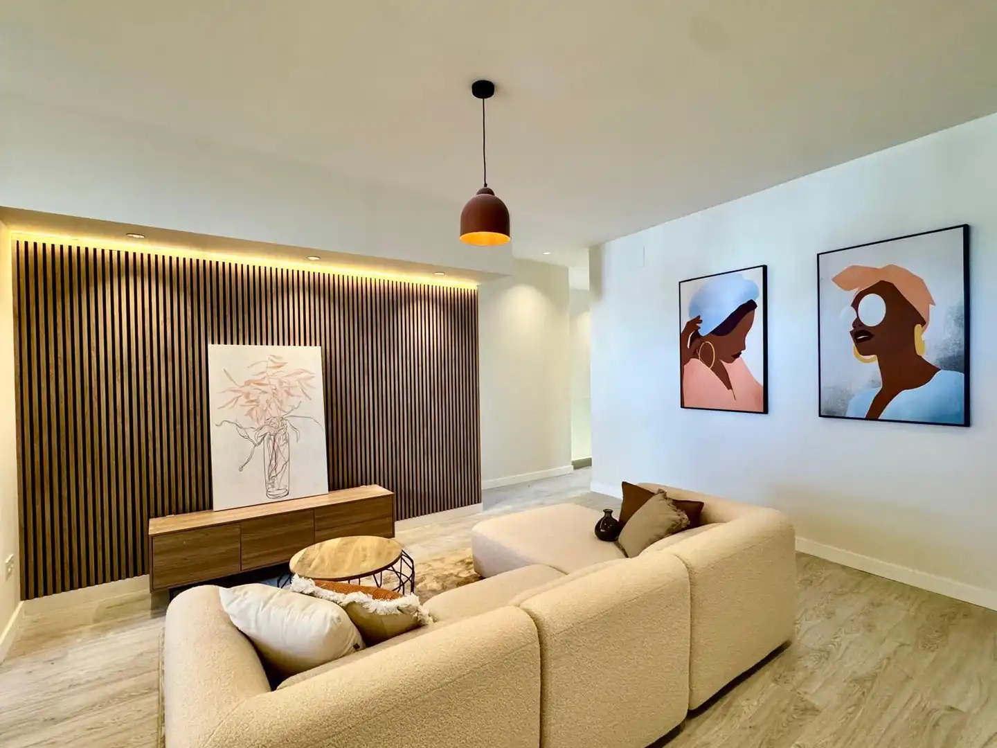 Sala d'estar de Casa o xalet en venda en Málaga Capital amb Jardí privat i Terrassa