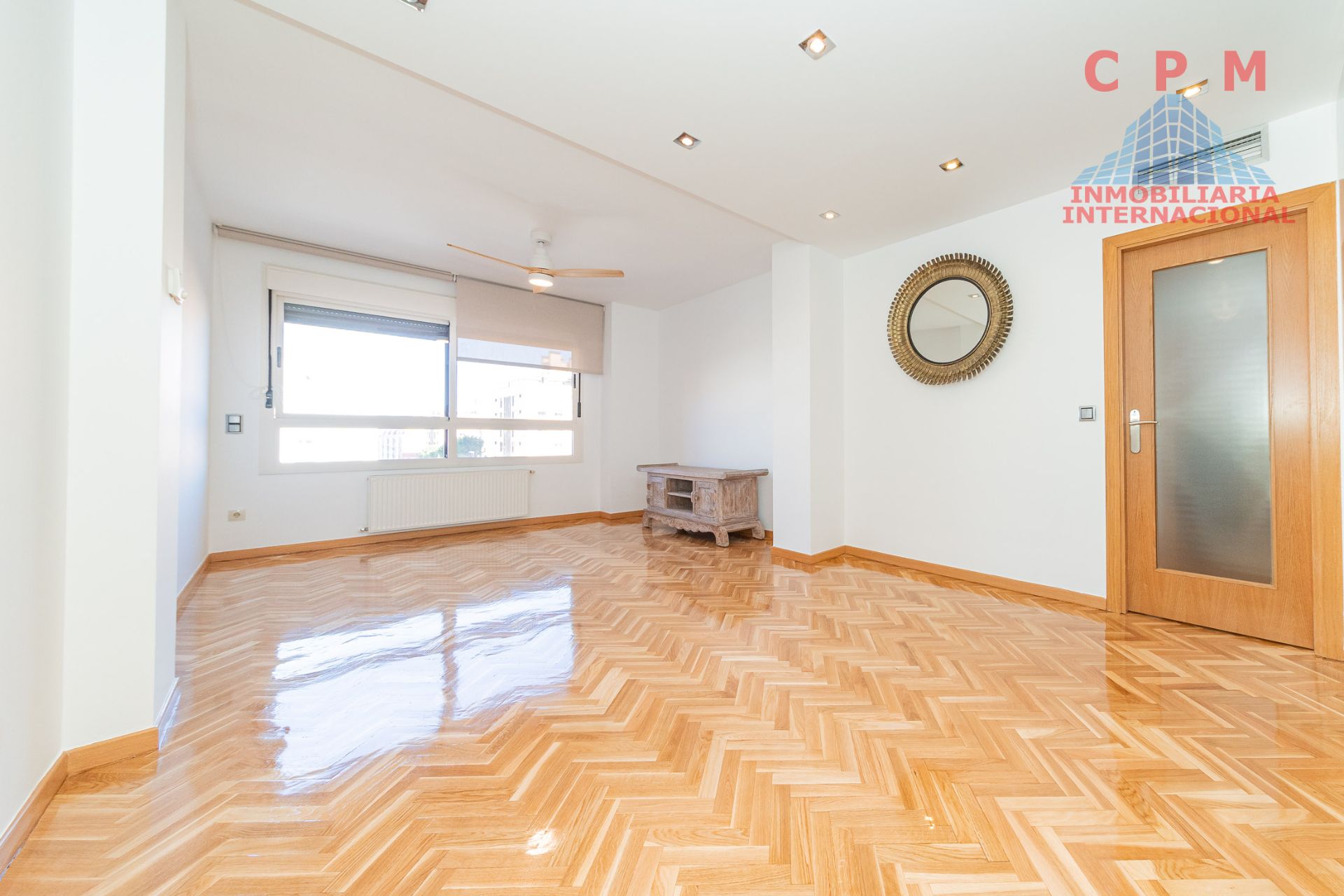 Sala d'estar de Pis de lloguer en  Madrid Capital amb Aire condicionat, Calefacció i Parquet