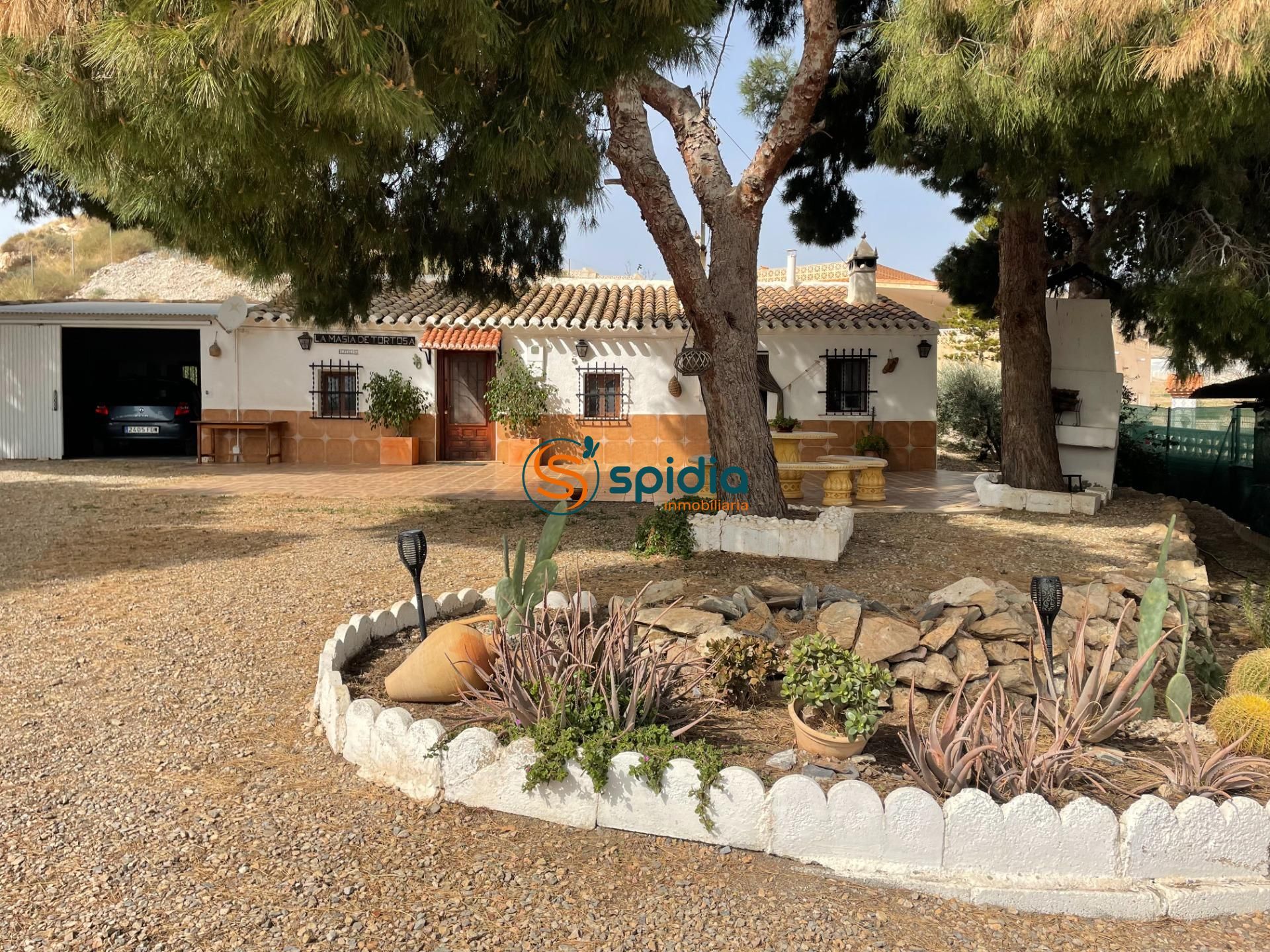 Vista exterior de Finca rústica en venda en Águilas amb Calefacció i Jardí privat