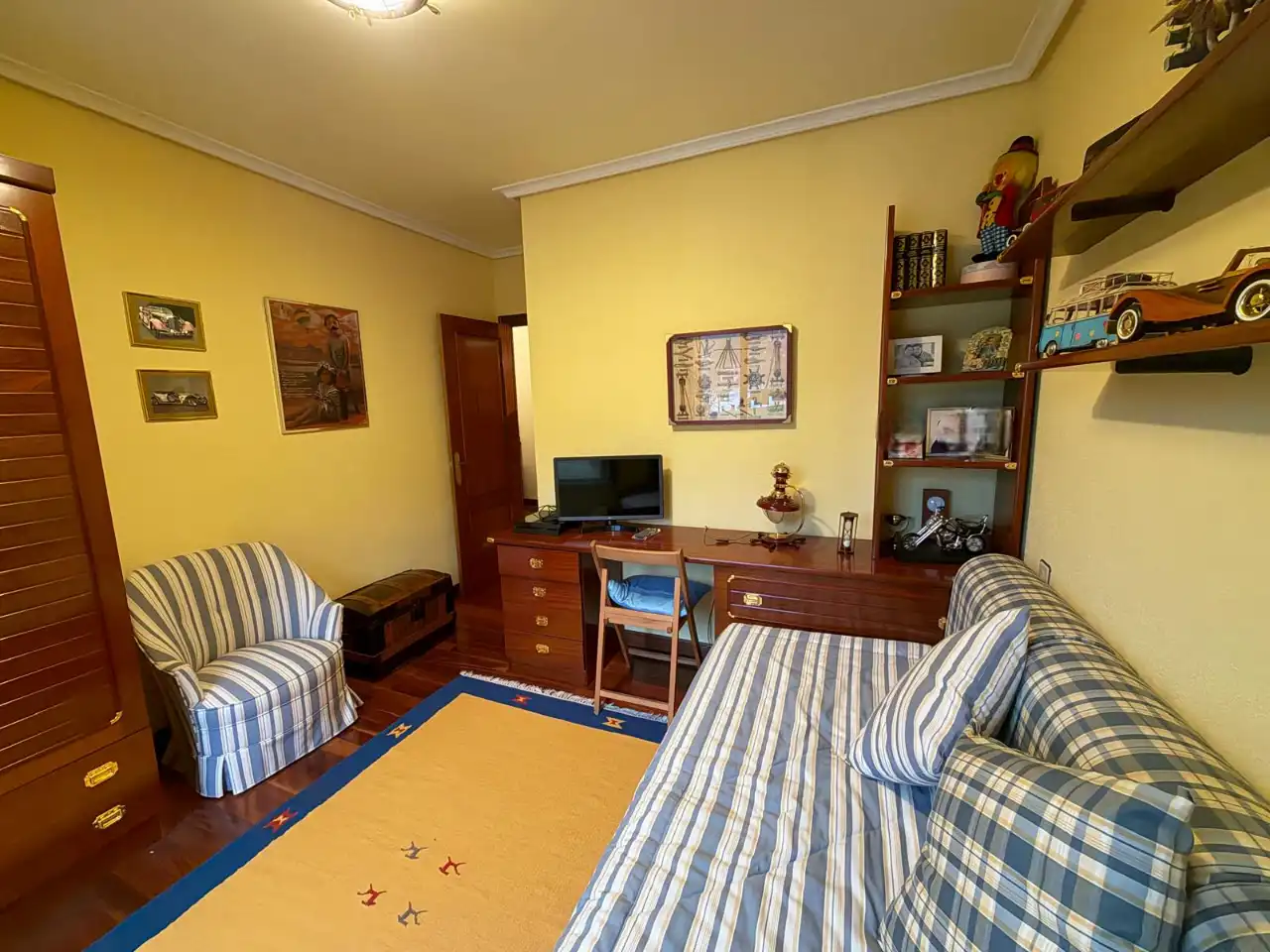 Dormitori de Casa adosada en venda en Zorraquín amb Calefacció, Jardí privat i Traster