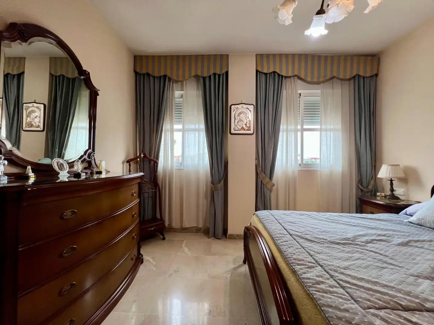 Bedroom of Flat for sale in Córdoba  with Air Conditioner, Terrace and Balcony