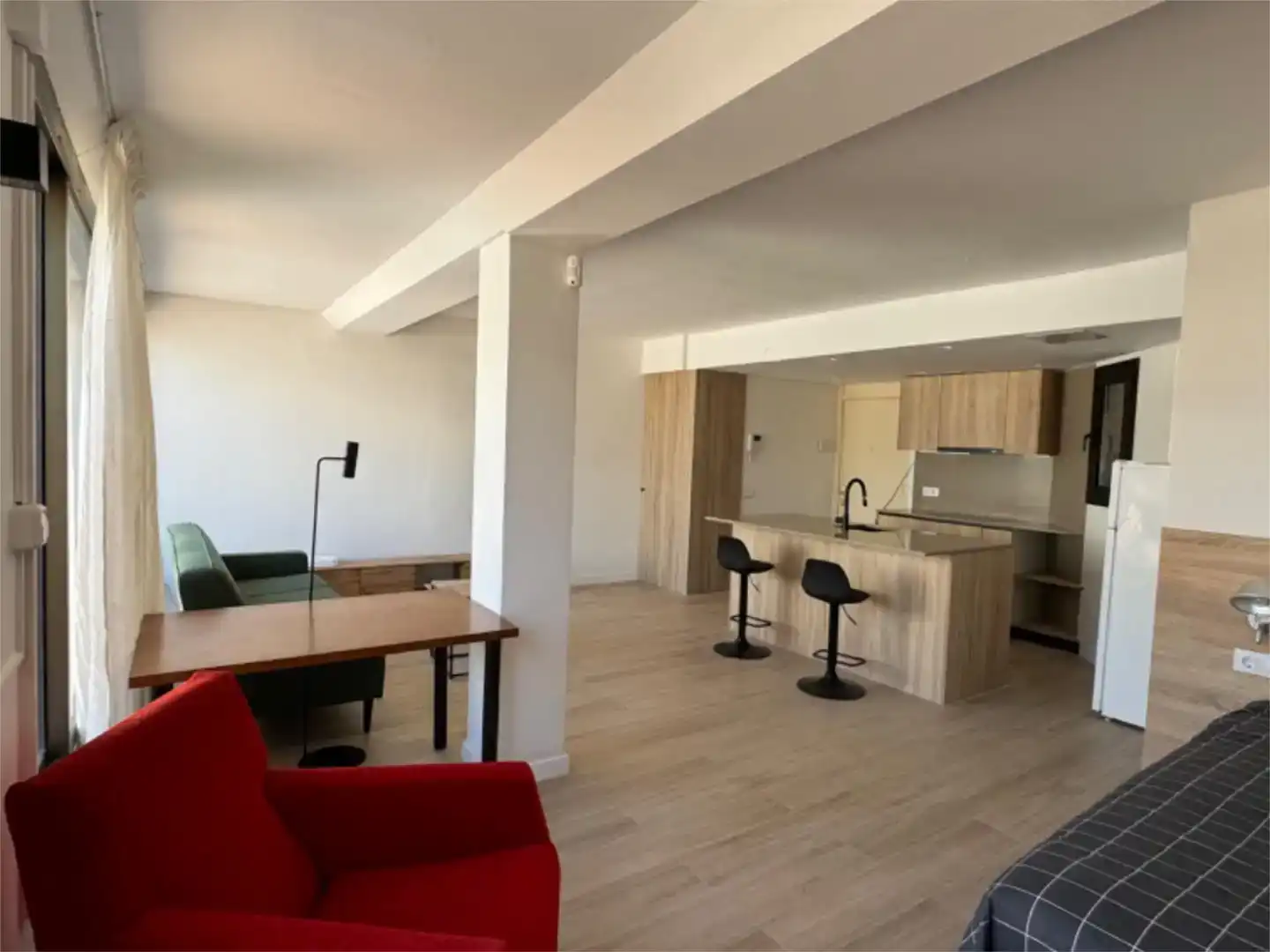 Wohnzimmer von Wohnung zur Miete in  Barcelona Capital mit Klimaanlage und Balkon