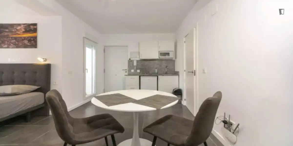 Study for rent in Barrio de Benicalap