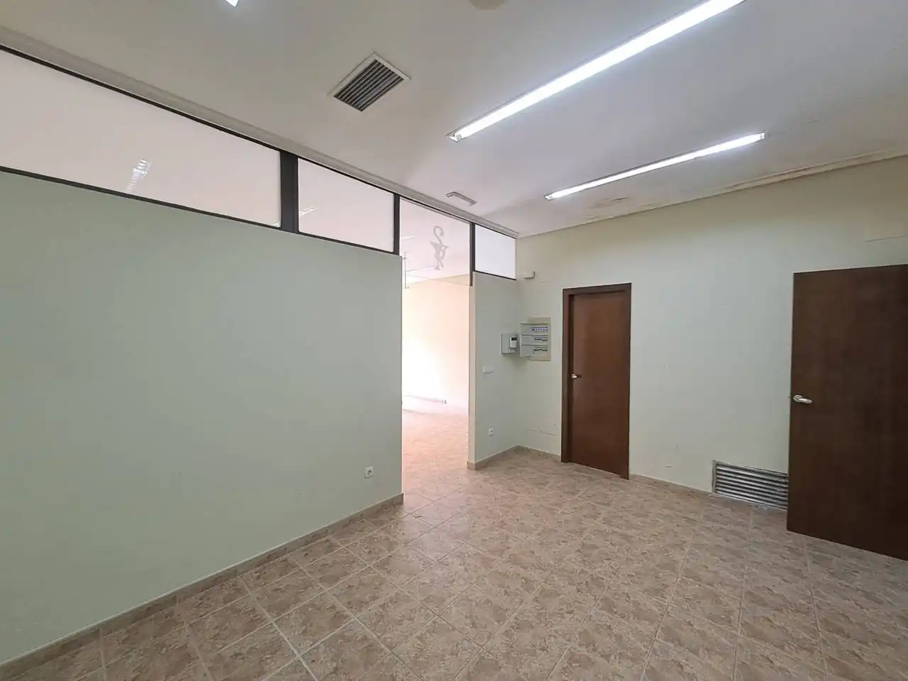 Local en venta en Quintanilla Vivar, Burgos
