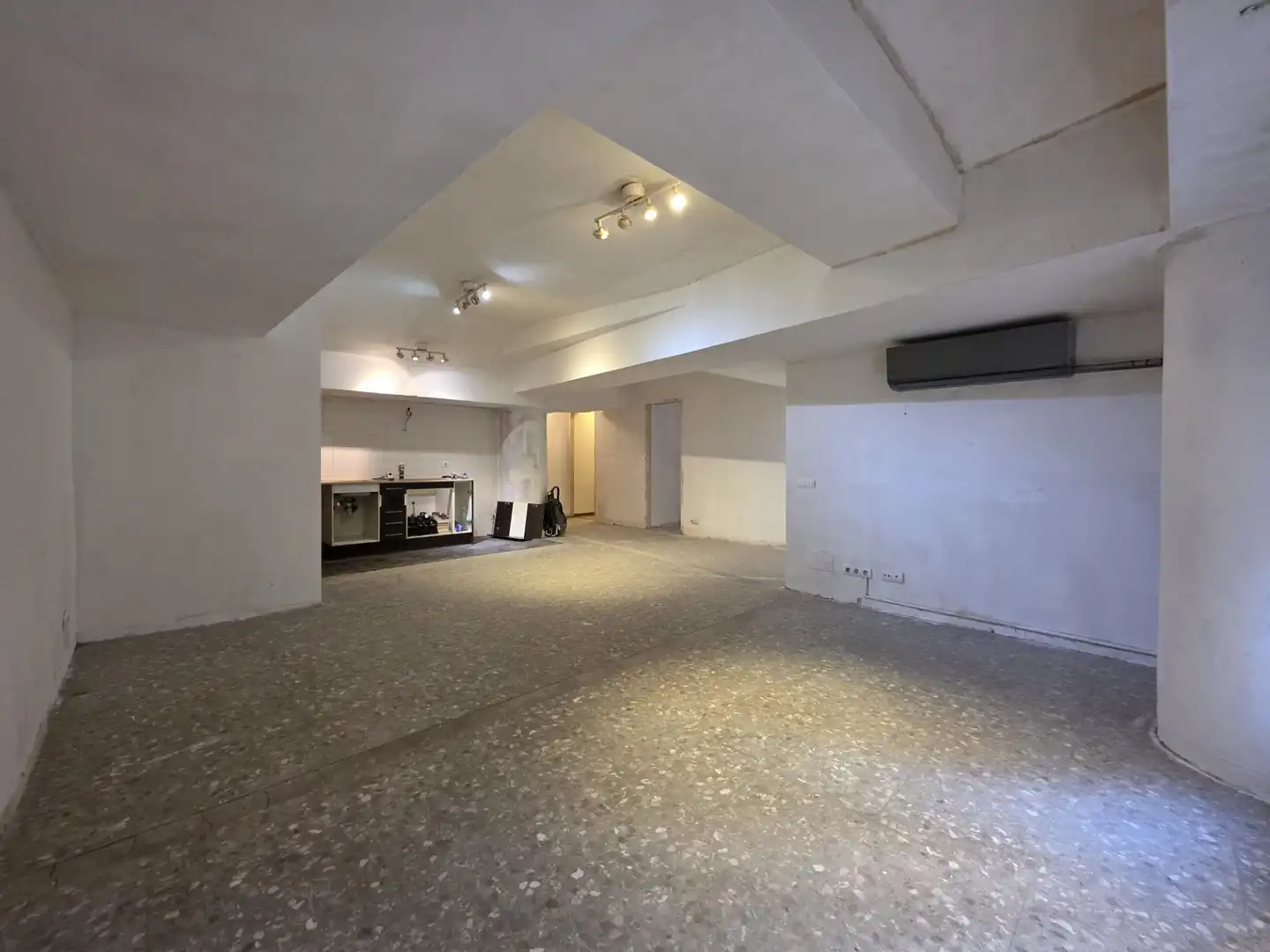 Gewerbefläche zum Verkauf in Carrer Creu Coberta, imagen 9