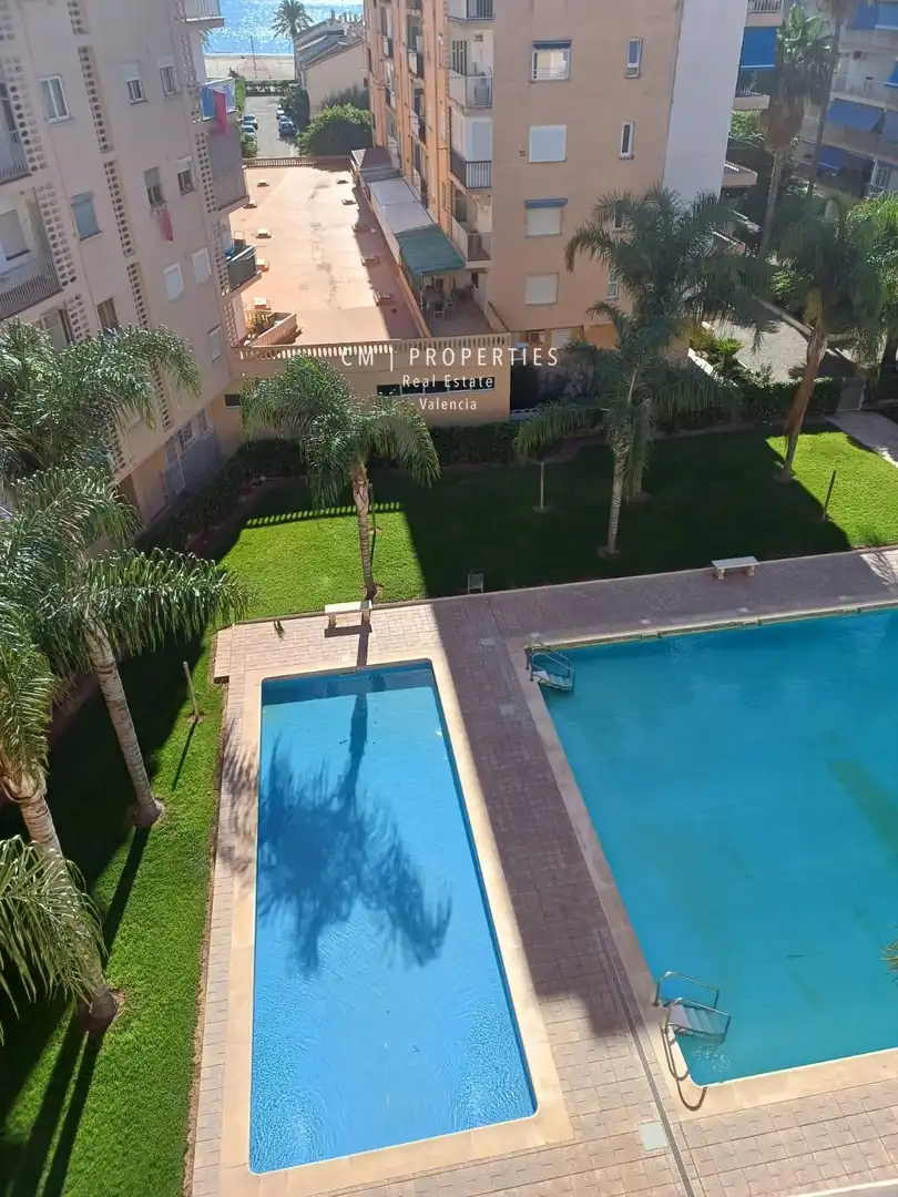 Piso con terraza en alquiler en Caravel-Les 1, imagen 3