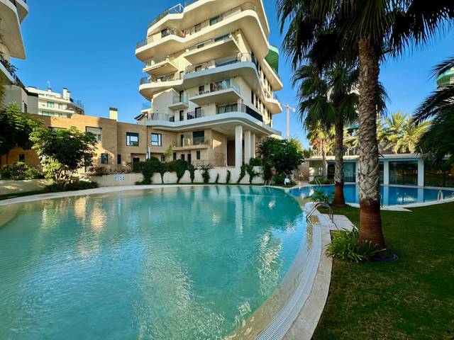 Apartamento en Alquiler en  EDETA, 3 en Platja de Torres