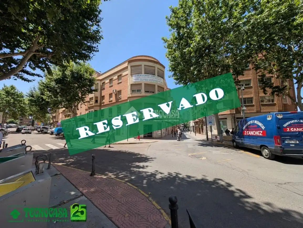 Pis en venda a C. Gral. Rey