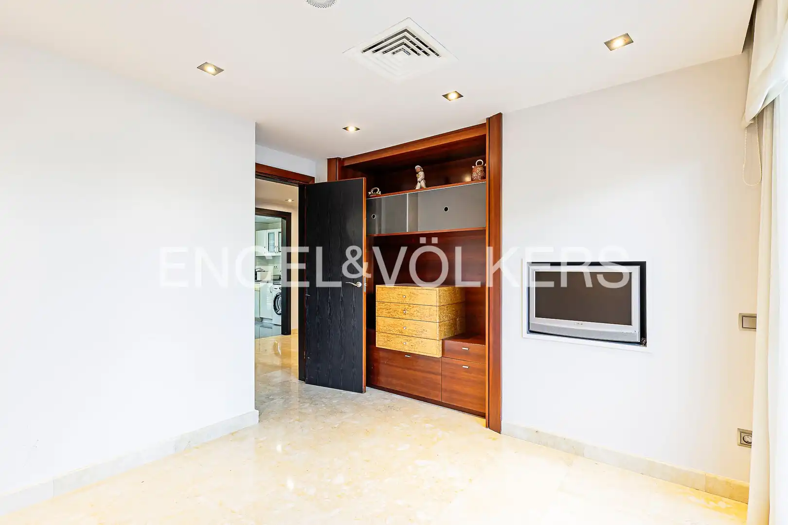 Houses for sale in Esplugues de Llobregat  with Air Conditioner, Heating and Private garden