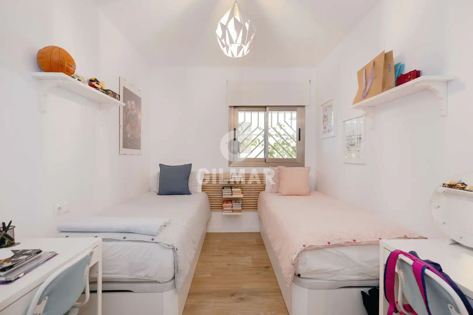 Habitación de Piso en venta en Torremolinos con Calefacción, Jardín privado y Trastero