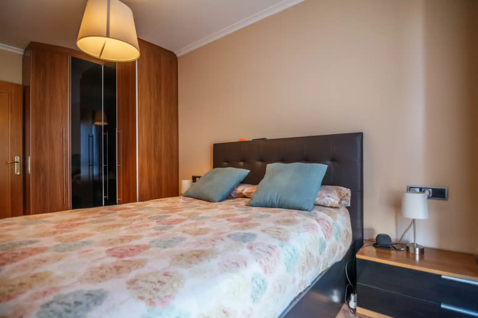 Bedroom of Flat for sale in El Carbayedo - El Quirinal