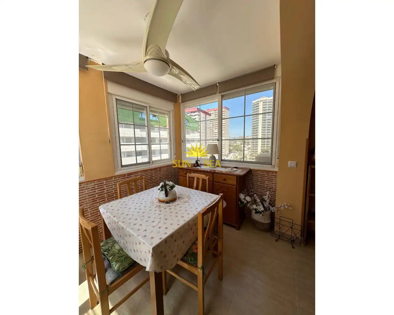 Vista exterior de Piso de alquiler en Calpe / Calp con Aire acondicionado, Calefacción y Jardín privado