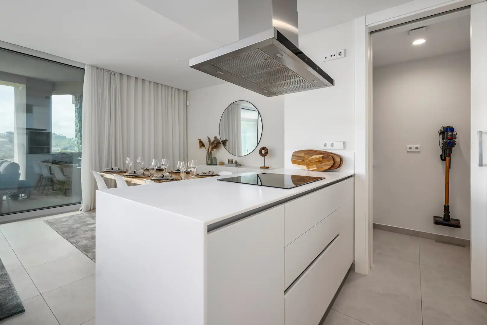 Apartament amb piscina en venda a Benahavís pueblo, imagen 6